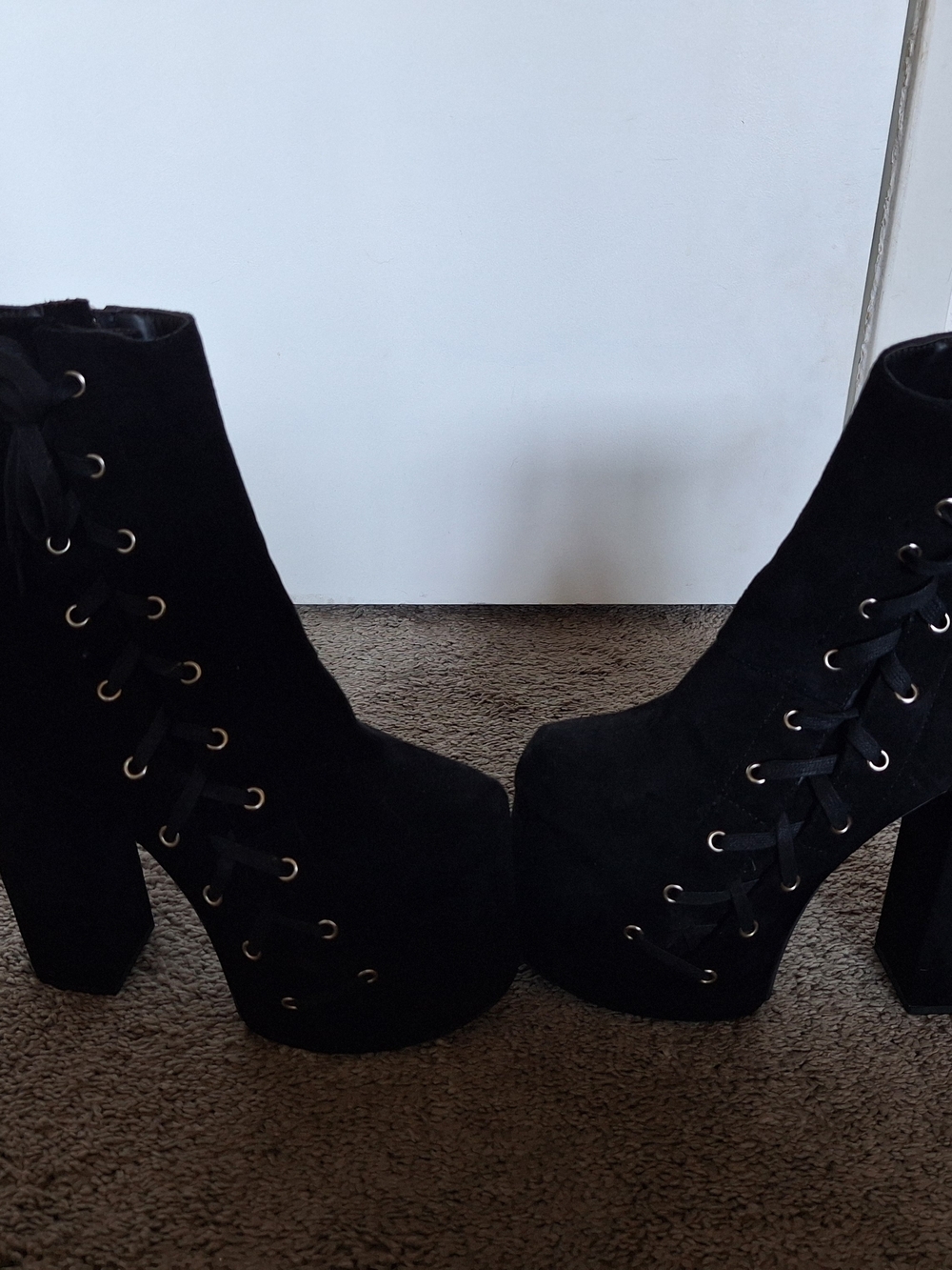 CURRENT MOOD Women's Black Lace-Up Platform Ankle Boots Suede Size 6